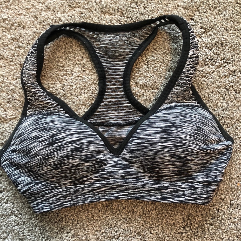 Victoria Secret PINK push up sports bra